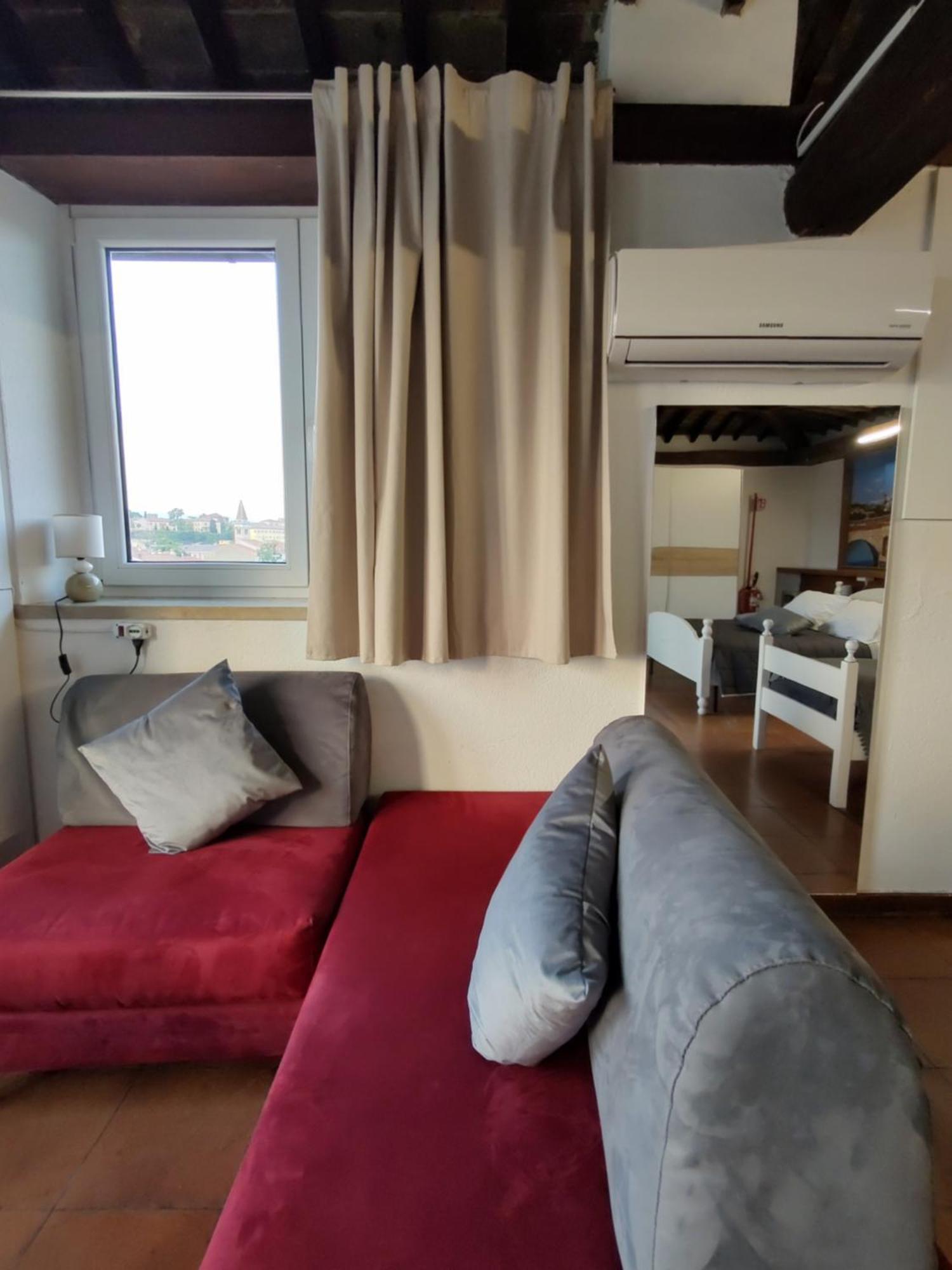 Verona Relax & Stay Rooms エクステリア 写真